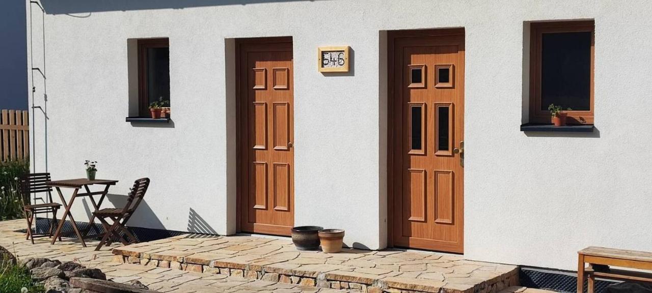 Lovely Fully-Equipped Studio In Tisa Village. Rocks Only 5 Minutes Walk Luaran gambar